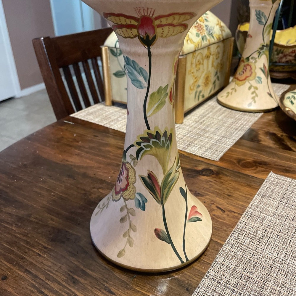 Pair of Hand Painted Ceramic Pedestal Pillar Candle Holders
Floral Design 9 1/4'